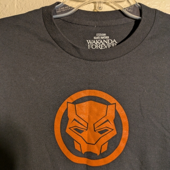 Wakanda Forever Black Graphic Tee Size Xl - Picture 4 of 7